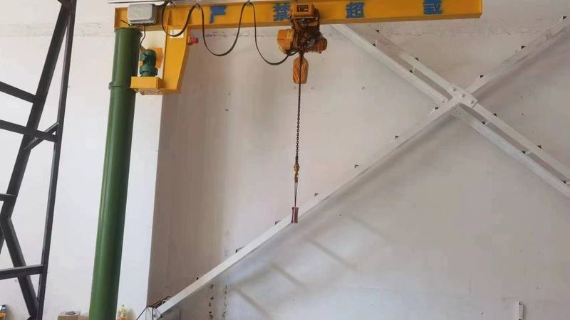 上海悬臂吊与龙门吊：两种起重设备的工作原理与区别**